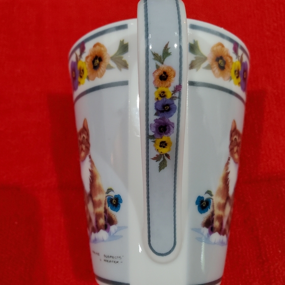 Porcelain Mug with 3 Kittens and Pansies - Picture 3 of 6